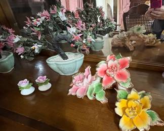 Capodimonte Flower Figurines 