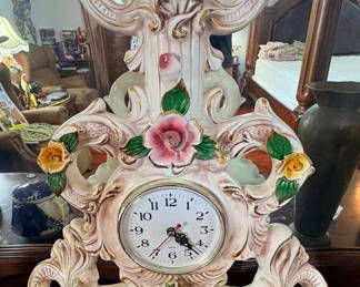 Capodimonte clock