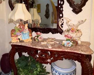 Rosewood Marble top entry table