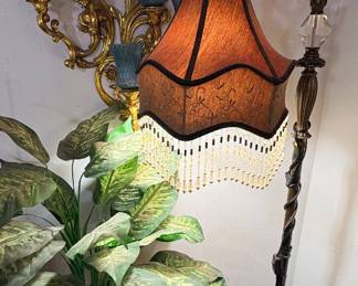 Floor lamp, silk plants