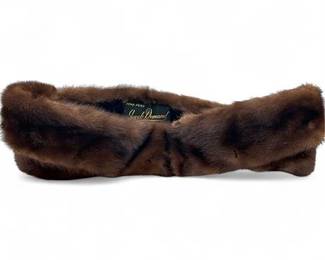 Lot 882 Vintage Mink Fur Collar From Jacob Demand Fine Furs
