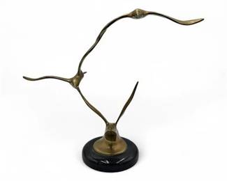 Lot 899 Reproduction Birds in Flight Sculpture