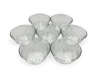 Lot 940 Set Of Seven Clear Pyrex Custard Cups