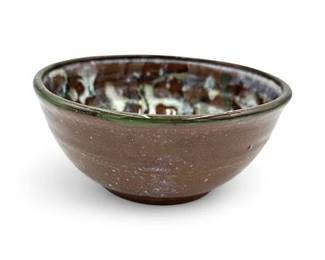 Lot 957 Studio Pottery Bowl With Variegated Interior Glaze