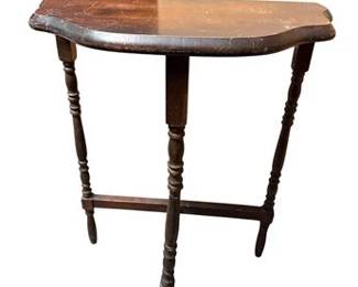 Lot 569 Wood Side Table With Three Legs And Flat Edge