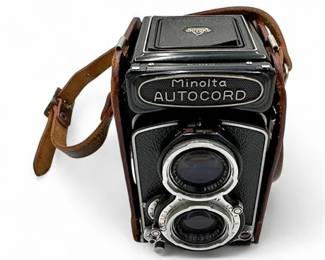 Lot 887 Vintage Classic Twin Lens Reflex TLRMinolta Autocord Film Camera