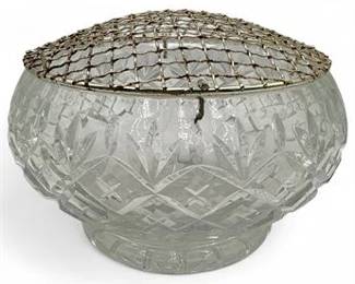 Lot 619 Vintage Crystal Rose Bowl With Metal Flower FrogMesh Grid
