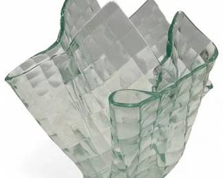 Lot 620 HandkerchiefFolded Art Glass Sculpture Vase