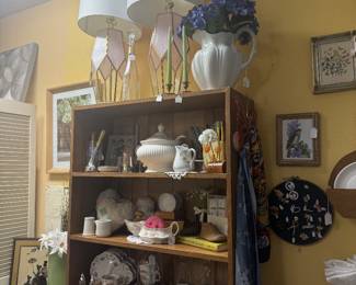 vintage lamps, bird prints, tea cup and saucer