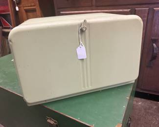 Vintage MCM mint green metal enameled bread box 