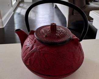 Japanese Cast Iron Teapot. 