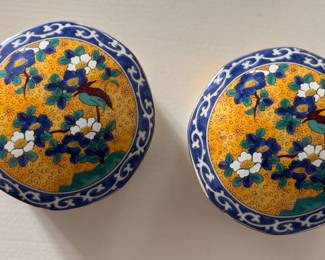 Vintage Kutani Ware Hand-Lidded Jars by Takahashi. Photo 2 of 2. 