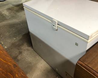 Chest freezer