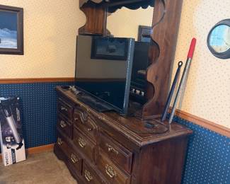 Large dresser and hutch