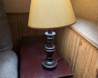 Table lamp