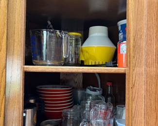 Kitchenware, bakeware