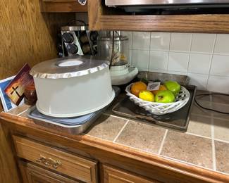 Spices, small appliances