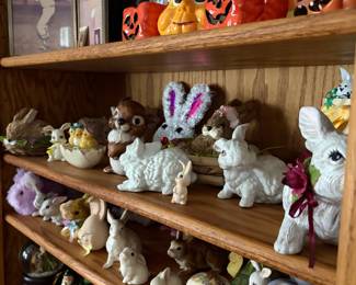 Tchotchkes and figurines