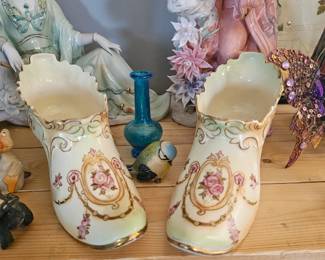 Crown Devon pair of ceramic slippers 