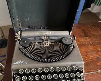 Vintage Remington type writer
