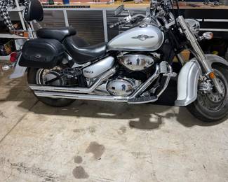 2007 Suzuki Boulivard 750 C50 with many upgrades