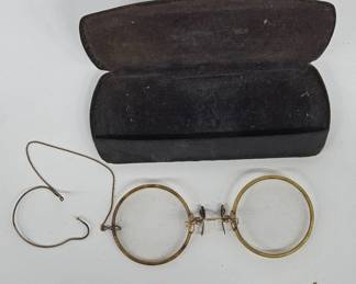 Antique Pince-Nez Eyeglasses With Case