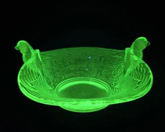 Uranium Vaseline Glass Bowl w Birds