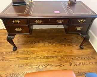 Hekman Mahogany Executive Desk