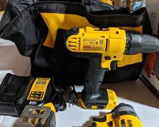DEWALT 20V MAX Cordless Drill/Impact 2 Tool Combo Kit with Charger, and Bag