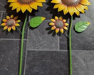 Lot of (2) Lawn Decorations