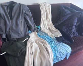 Women’s Jackets and sweaters 