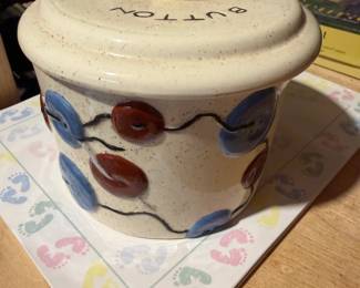Button Porcelain Container