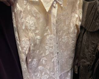 Men's/Women's Clothing