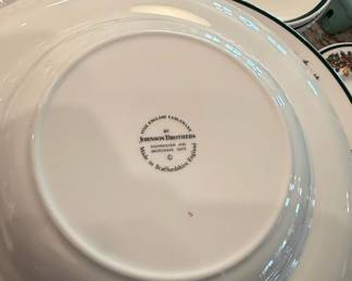 Johnson Brothers Christmas Carol Pattern Dinnerware Set