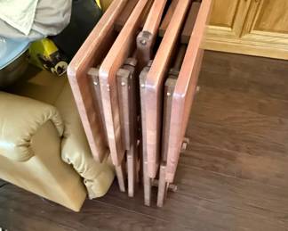 Winsome Wood Piece Oversized Snack Table Set