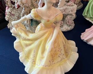 Royal Doulton Figurine Ninette HN