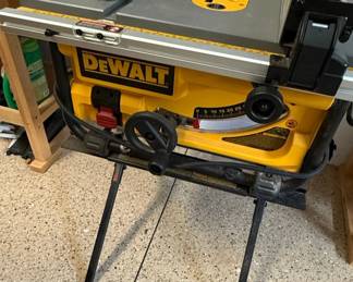 DEWALT DW Compact Job Site Table Saw