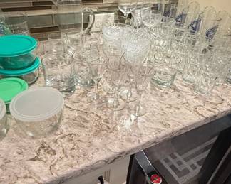 Assorted Glassware Set