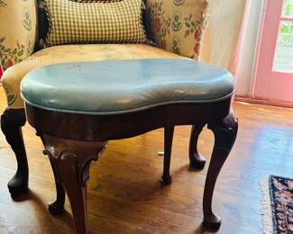 Queen Anne Stool
