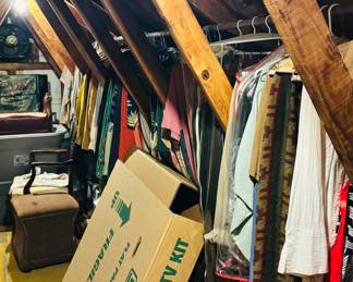 Vintage and Designer Men's & Women's Clothing