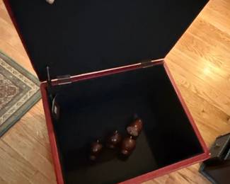 Sonoma Life Style Storage Ottoman third image