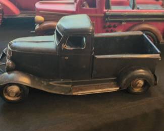 Vintage Buddy L International Deluxe Rider Delivery Truck Toy