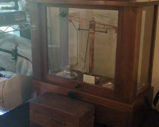 Voland Sons Precision Balance Scale fourth image