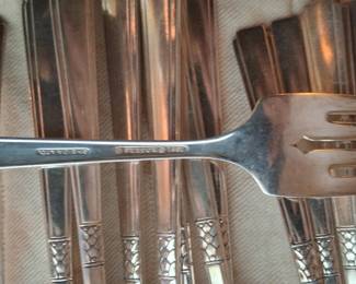 Oneida Community Plate Paul Revere Silverplate Flatware Set second image