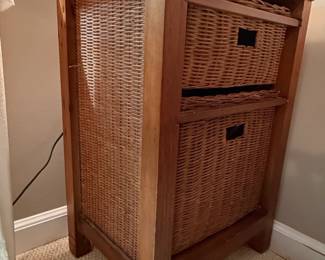 Safavieh Halle Wicker Basket Storage Side Table