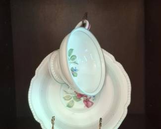 Norman Rockwell Porcelain Figurines and Floral Tea Set sixth image