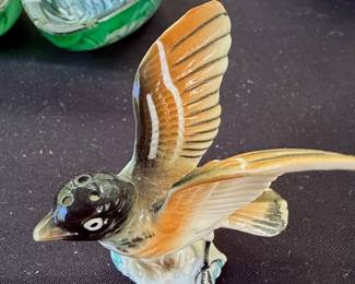 Vintage Arnart Porcelain Oriole Bird Figurine