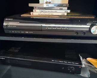 Sony Disc CD Changer with Nintendo Wii Games
