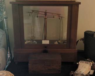 Voland Sons Precision Balance Scale