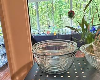 Pyrex Mixing Bowl Set